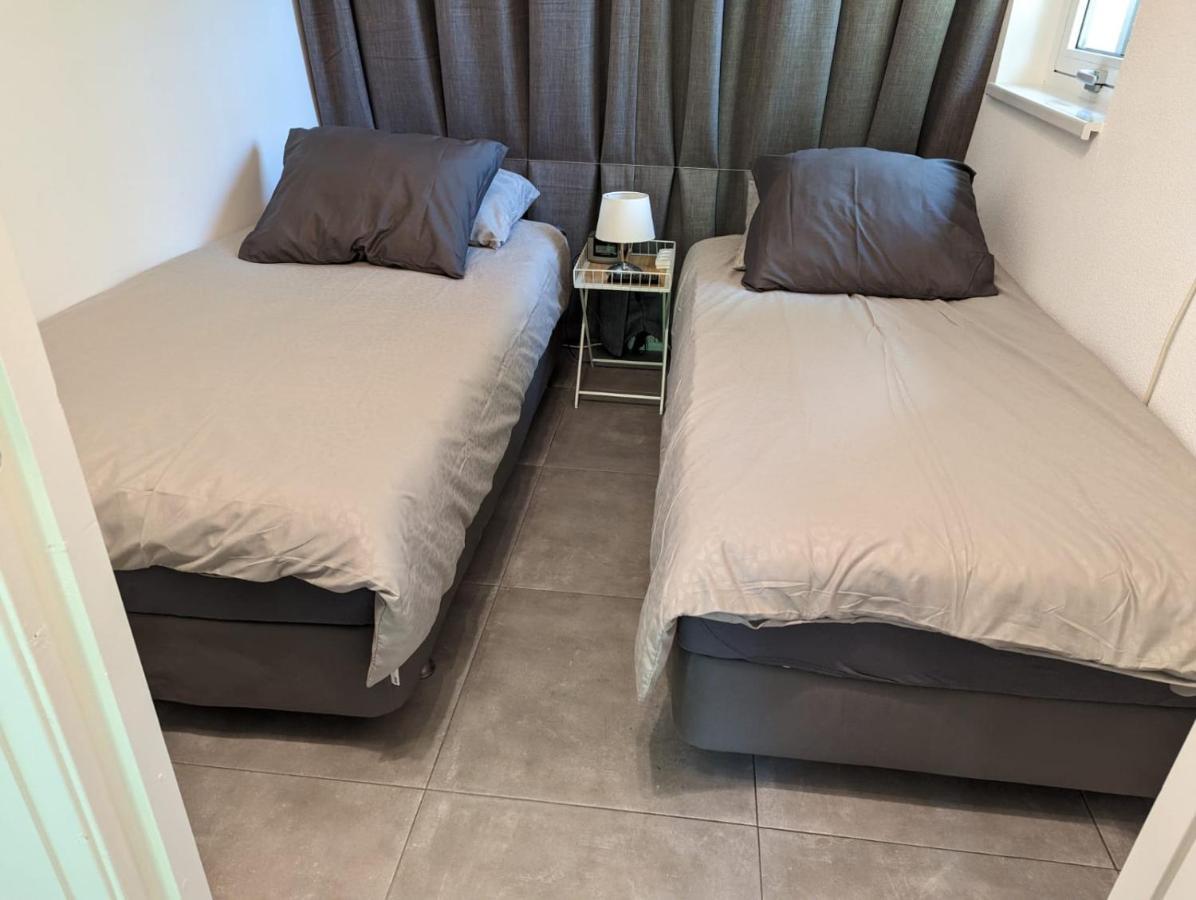 Luxe Bungalow "Zomeroord" Beekbergen Bagian luar foto