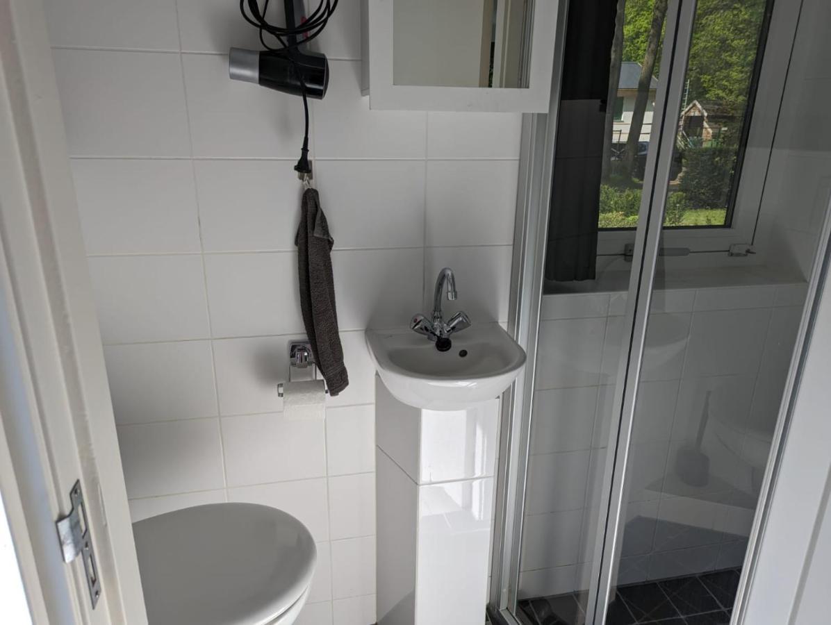 Luxe Bungalow "Zomeroord" Beekbergen Bagian luar foto